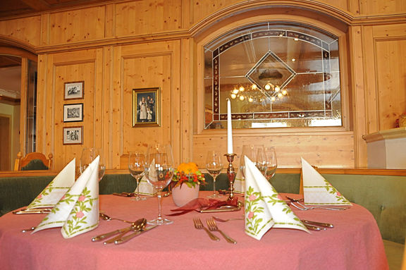 [Translate to English:] Restaurant Hotel Neuwirt