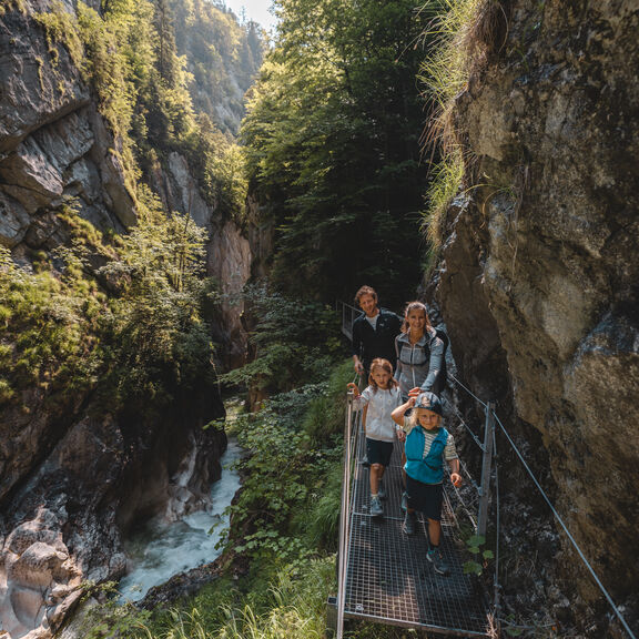 Kaiserklamm_Brandenberg_Wandern_Wasser_Klamm_Sommer_Schlucht_Alpbachtal_Tourismus_Foto_Matha╠êus_Gartner__9_.jpg  